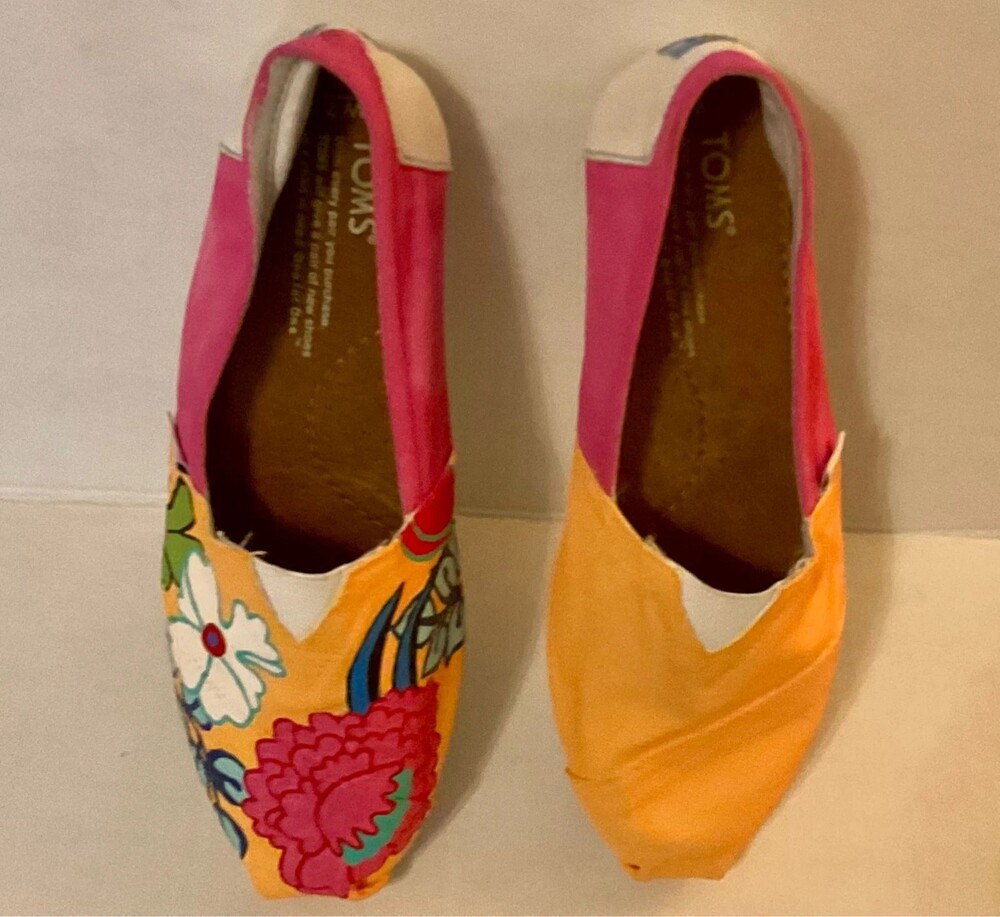 TOMS Women’s 7 Floral Colorblock Classic Alpargata Slip On Flats Orange Pink